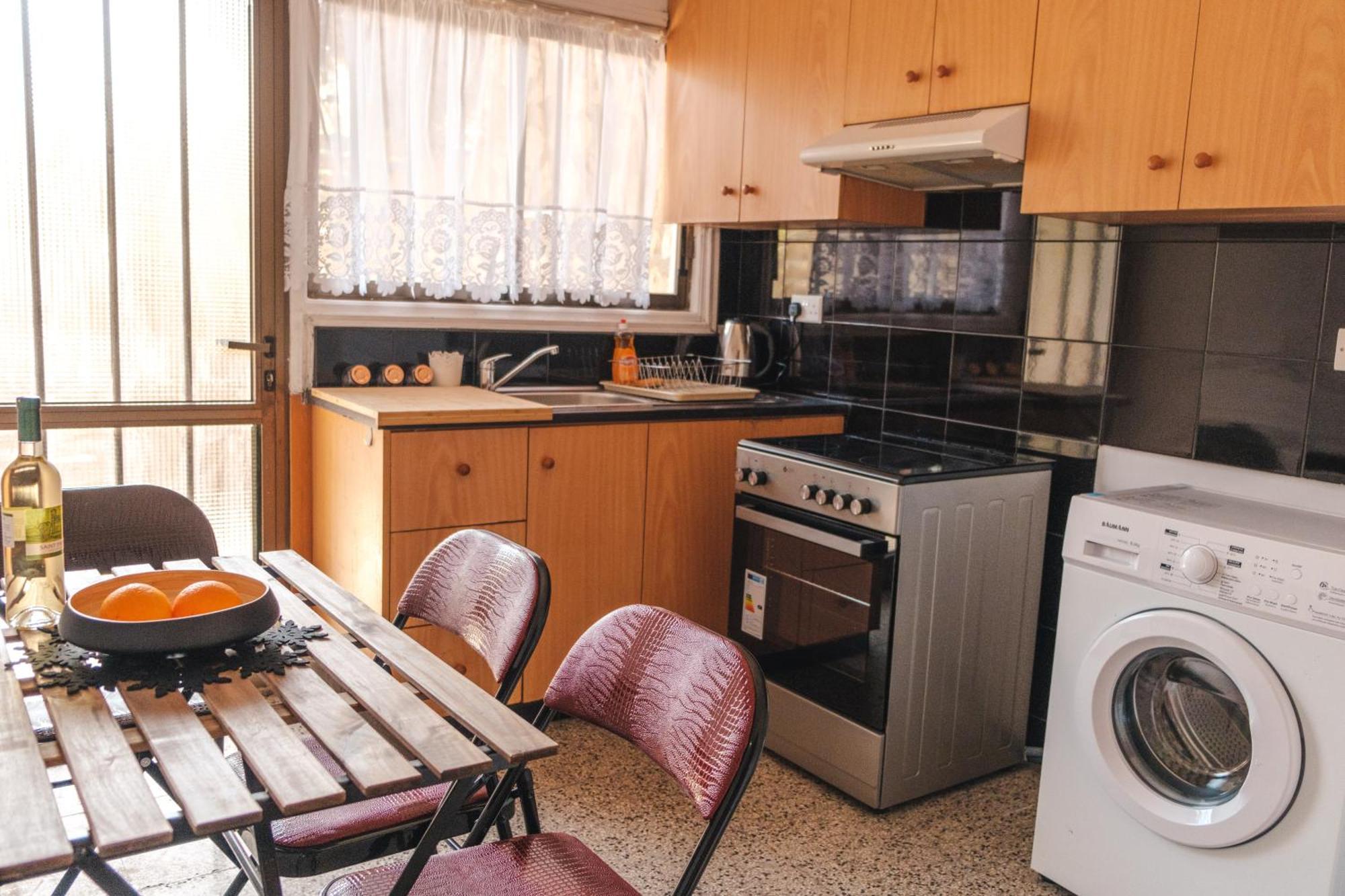 Serenityone - Centrally Located One Bedroom Apt Agia Napa Buitenkant foto
