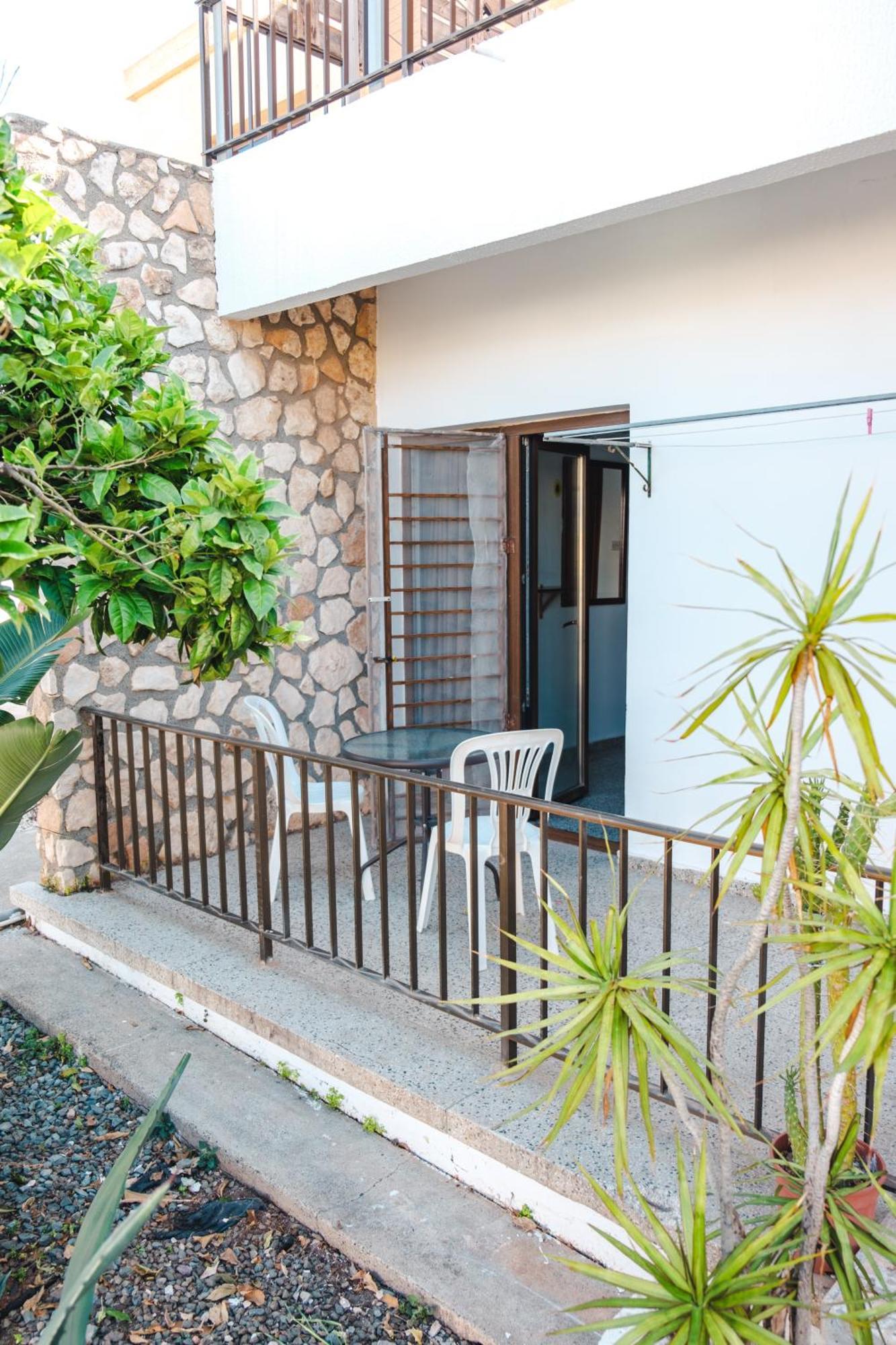 Serenityone - Centrally Located One Bedroom Apt Agia Napa Buitenkant foto